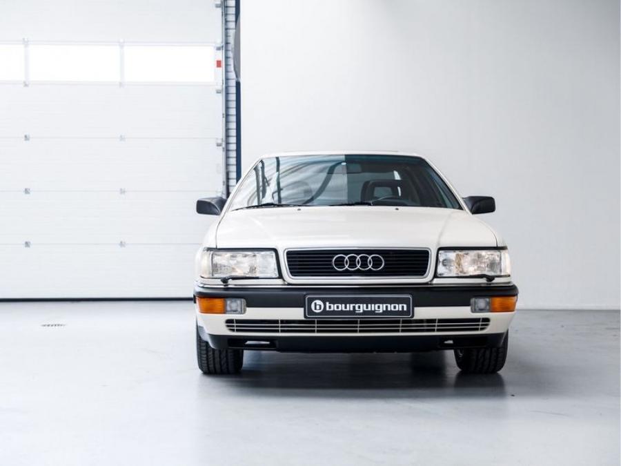  Audi V8 1990 года  (EU) (фото 48 из 84)